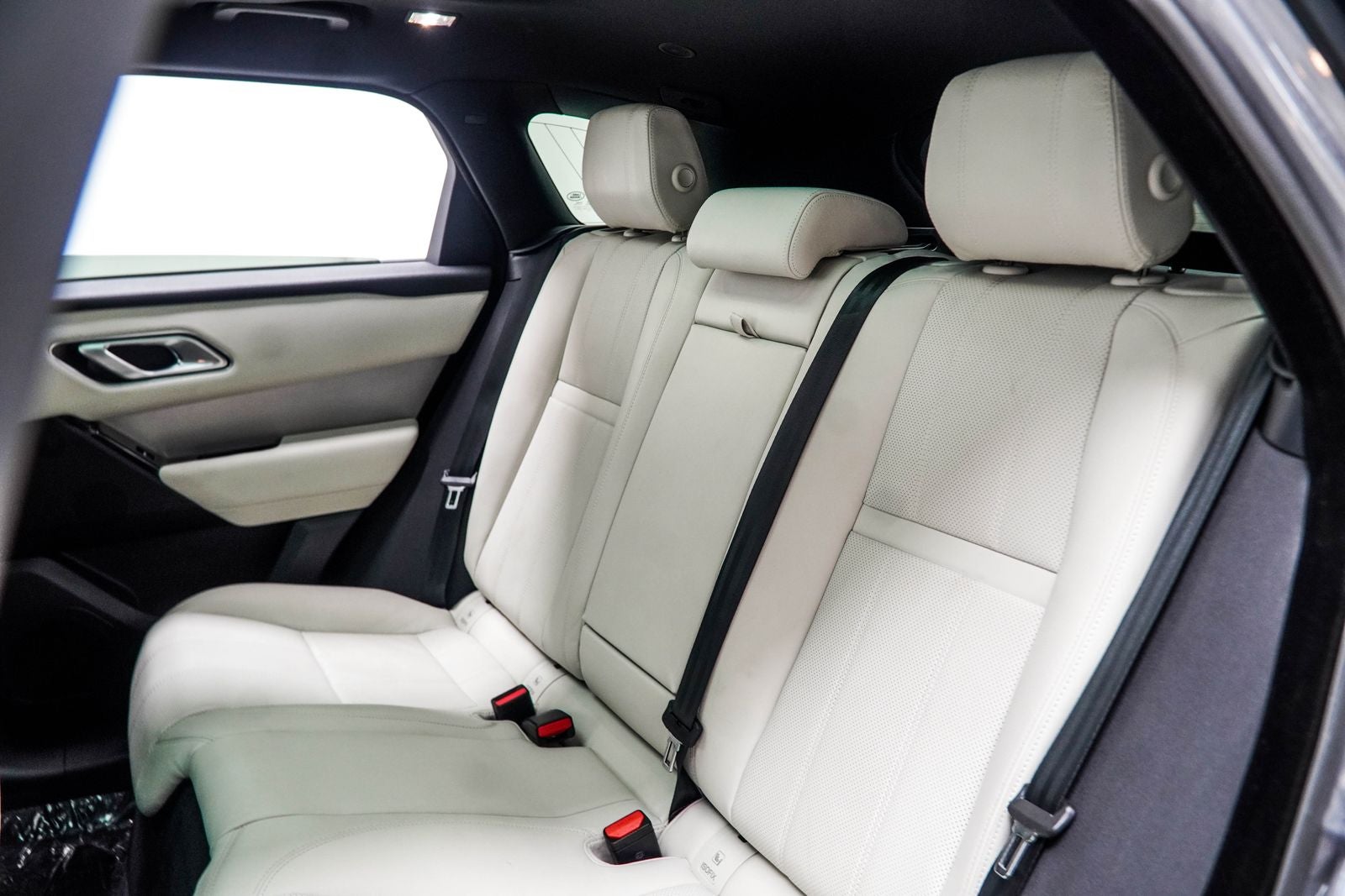 2022 Land Rover Range Rover Velar P250 R-Dynamic S