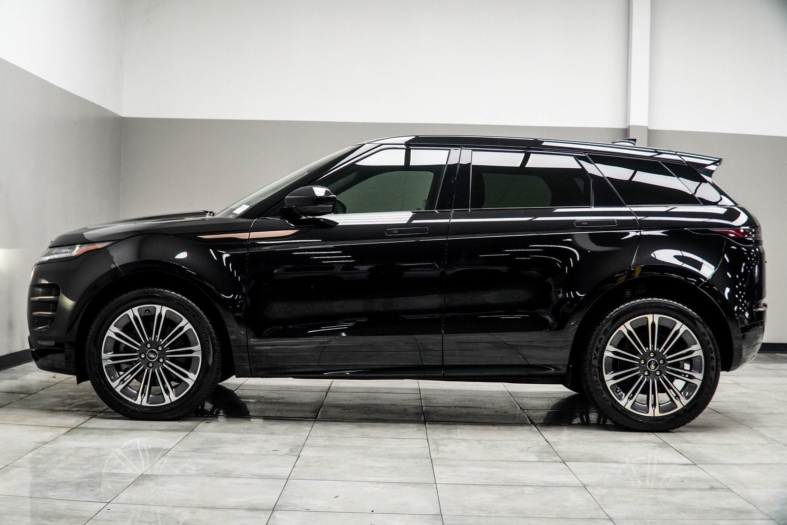 2024 Land Rover Range Rover Evoque Dynamic