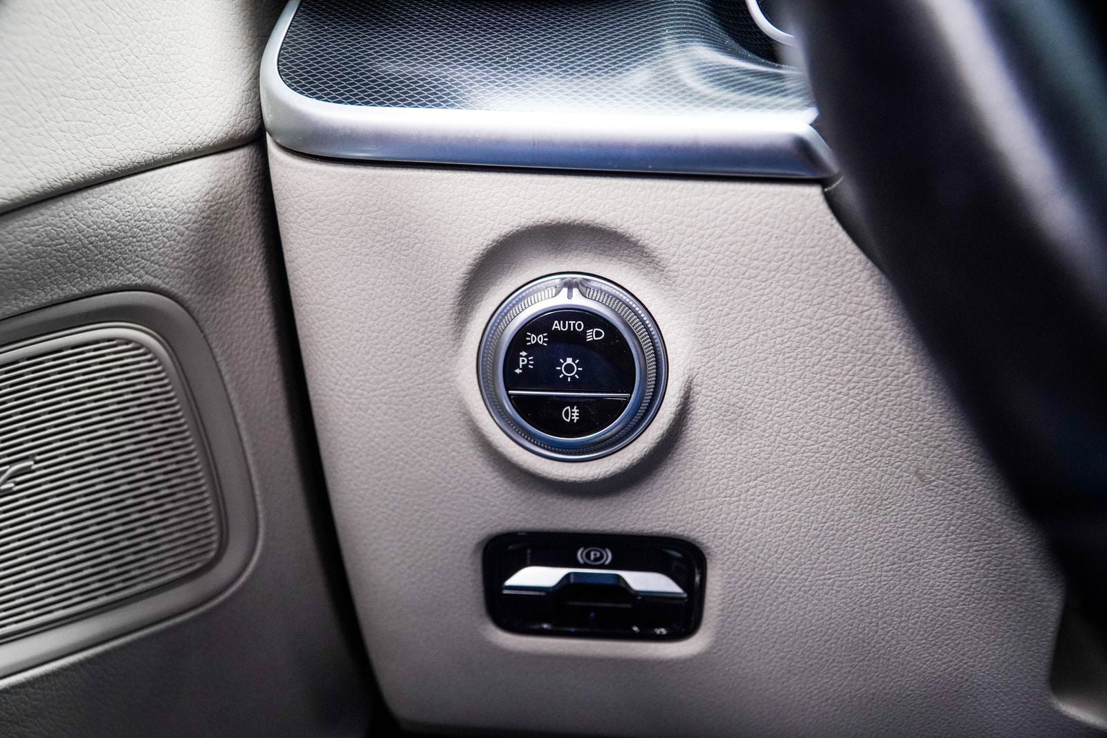 2025 Mercedes-Benz C-Class C 300 4MATIC®