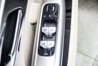 2025 Mercedes-Benz C-Class C 300 4MATIC®