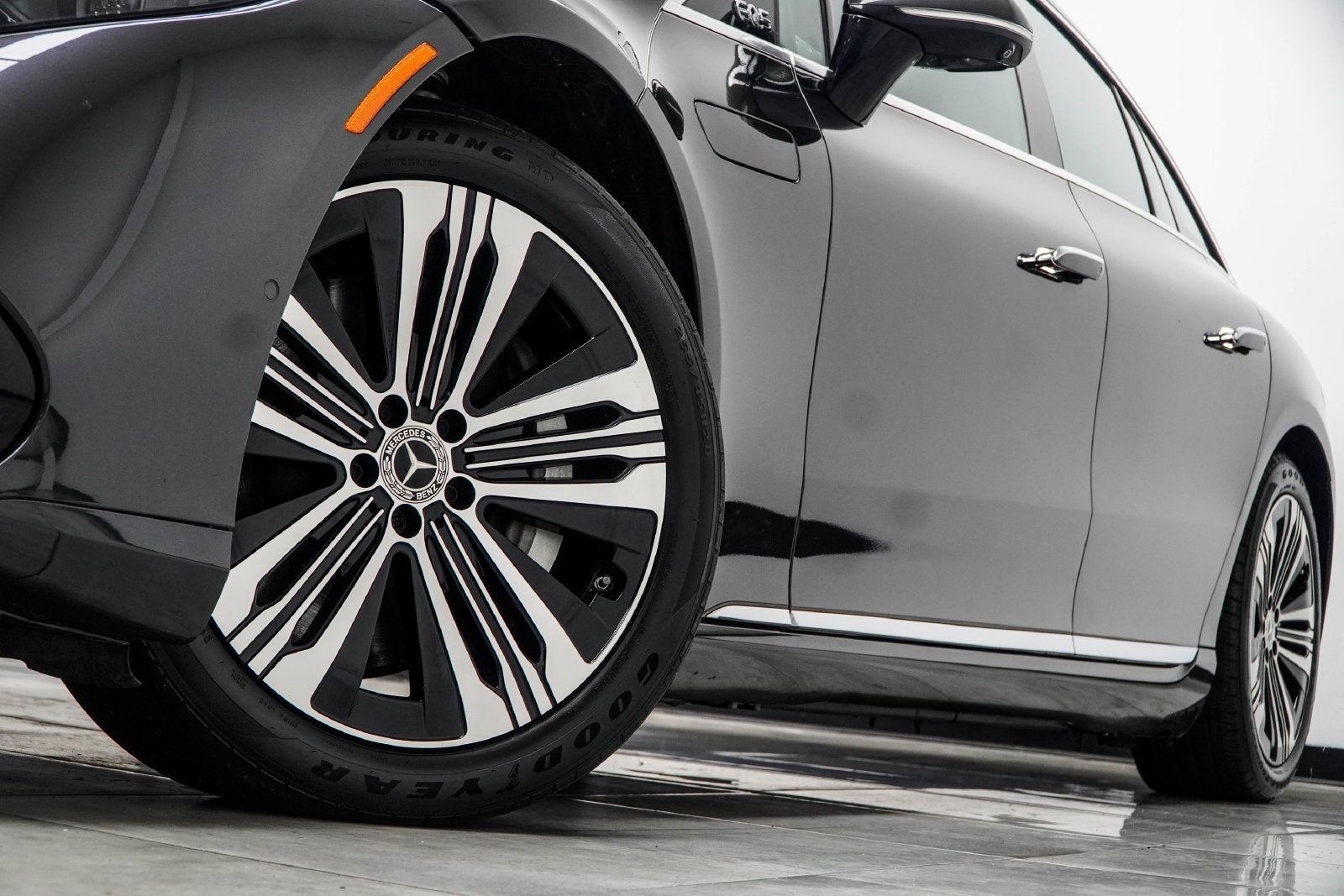 2023 Mercedes-Benz EQS 450 4MATIC®
