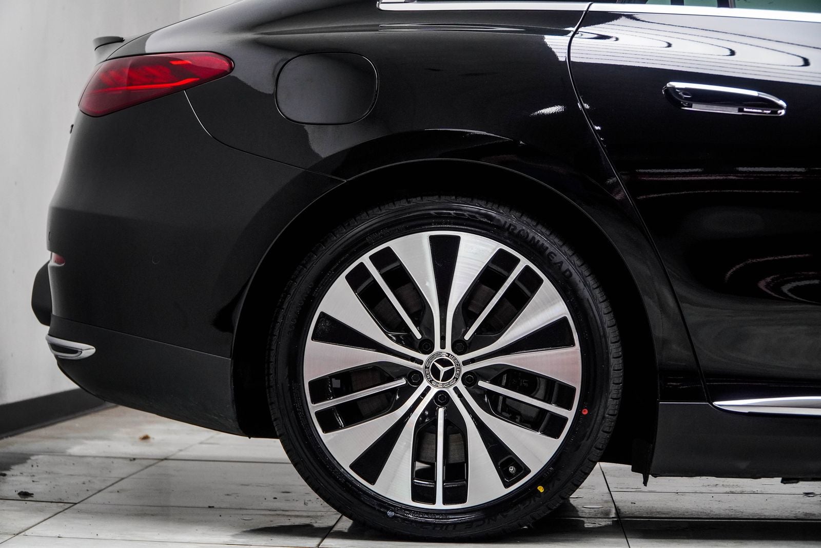 2024 Mercedes-Benz EQE 350 Sedan 4MATIC®