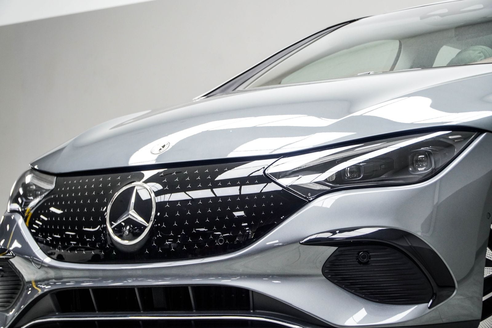 2025 Mercedes-Benz EQE 500 Sedan 4MATIC®