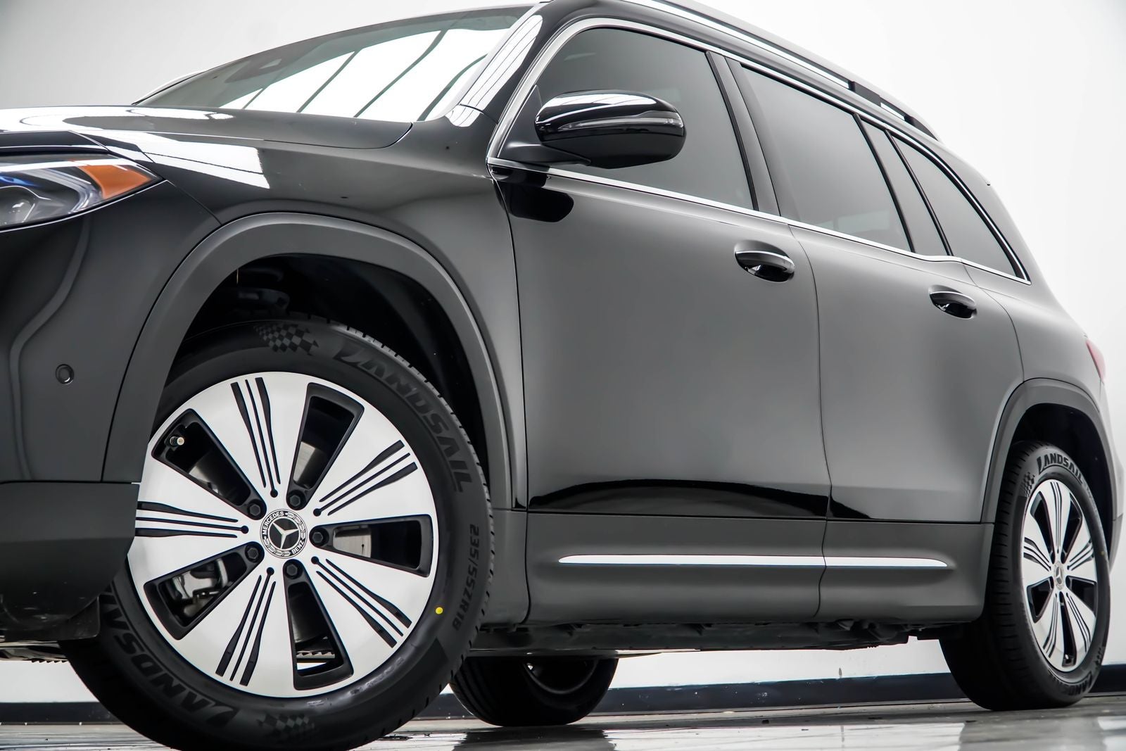2023 Mercedes-Benz EQB 250+ Base