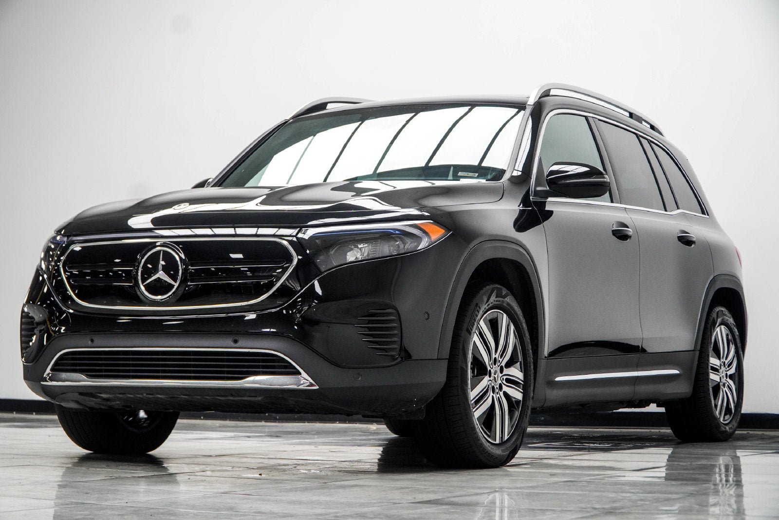 2023 Mercedes-Benz EQB 300 4MATIC®