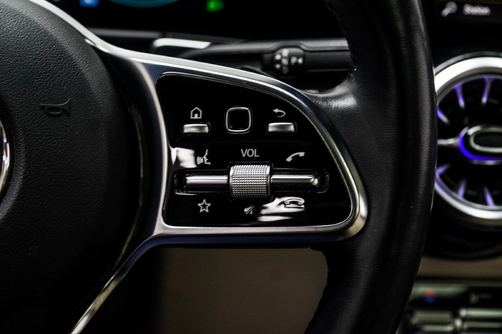 2023 Mercedes-Benz EQB 300 4MATIC®