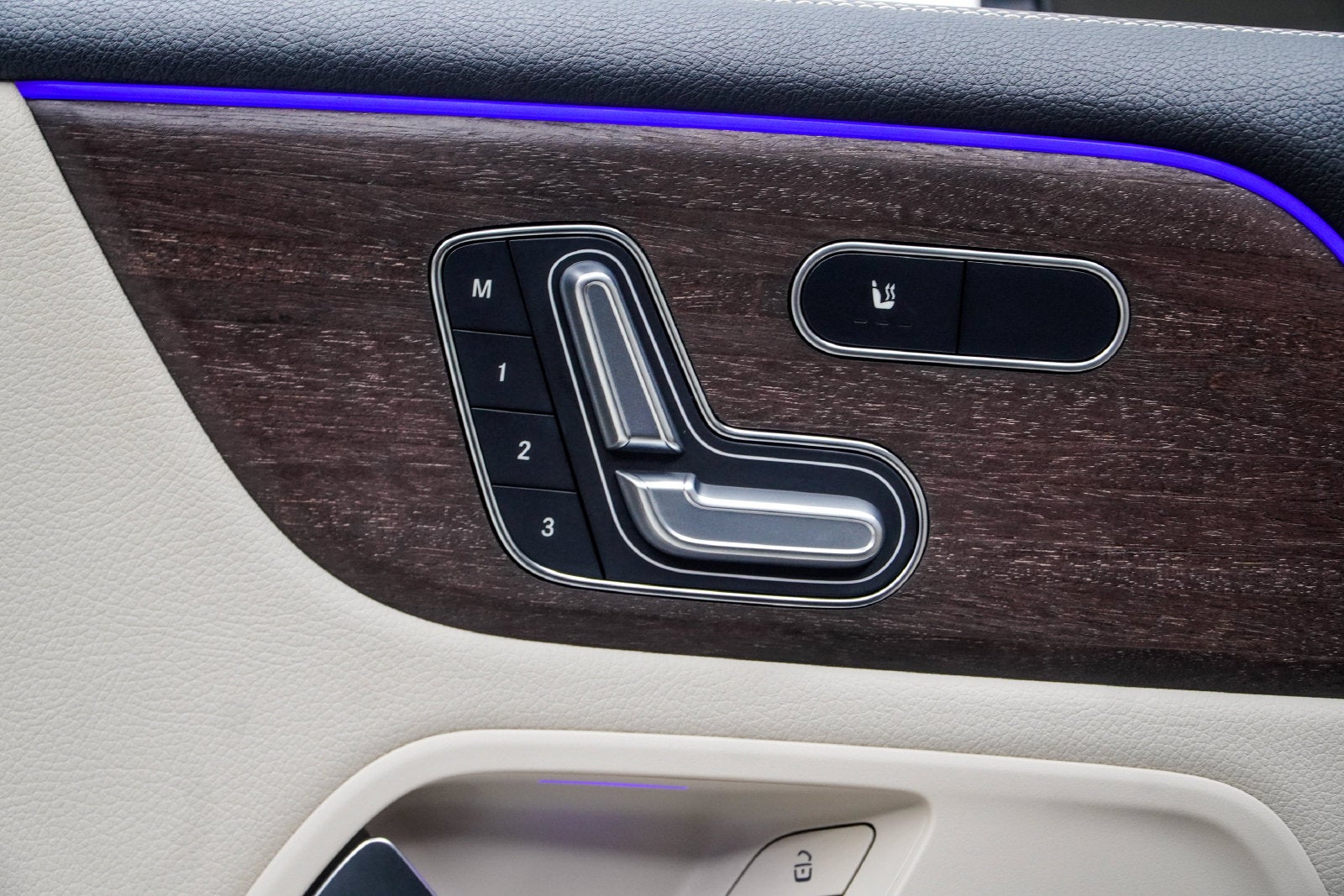 2023 Mercedes-Benz EQB 300 4MATIC®
