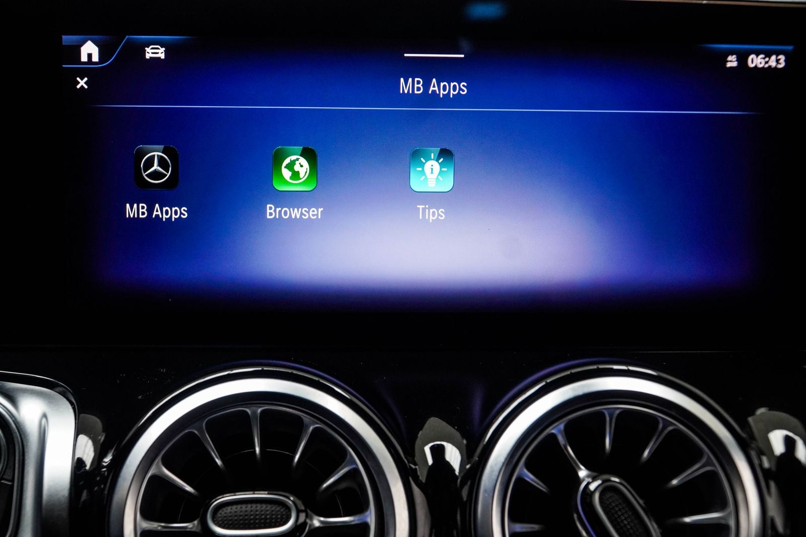 2024 Mercedes-Benz EQB 350 4MATIC®