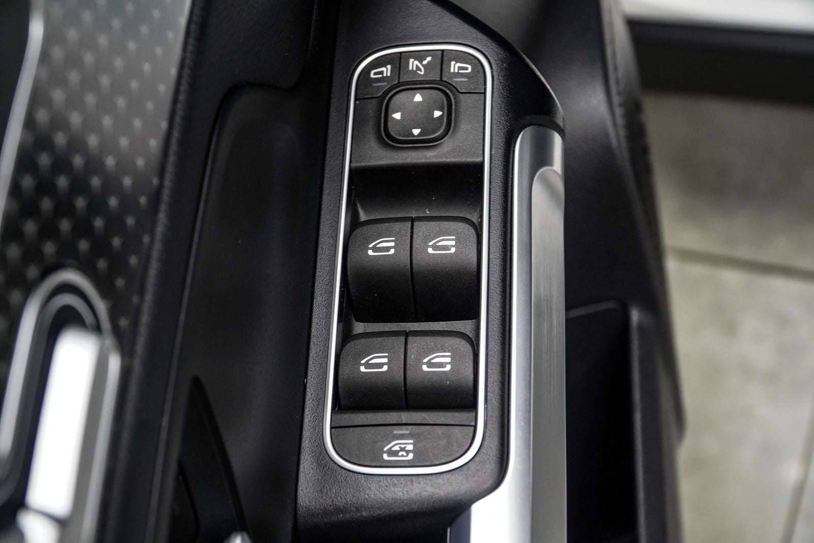2024 Mercedes-Benz EQB 350 4MATIC®