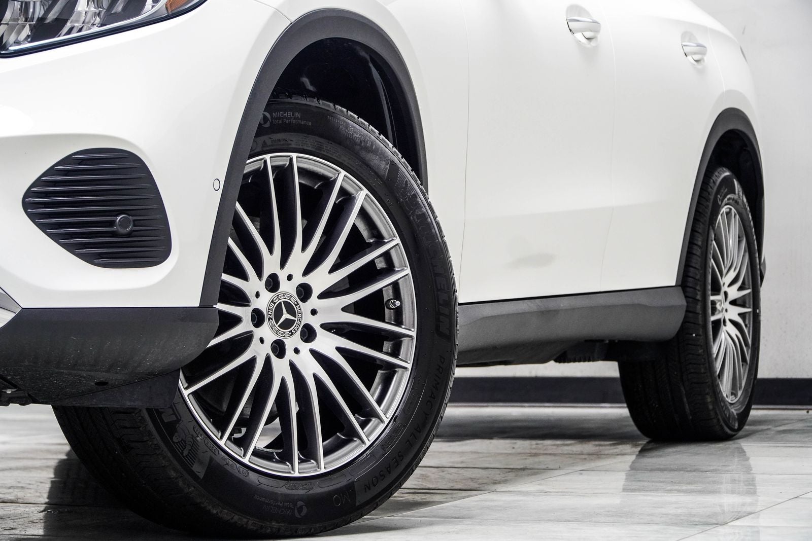 2025 Mercedes-Benz GLC GLC 300 4MATIC®