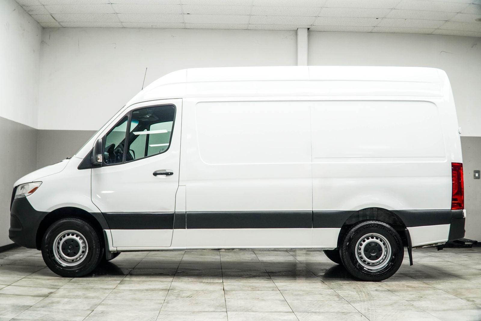 2022 Mercedes-Benz Sprinter 2500 Cargo 144 WB