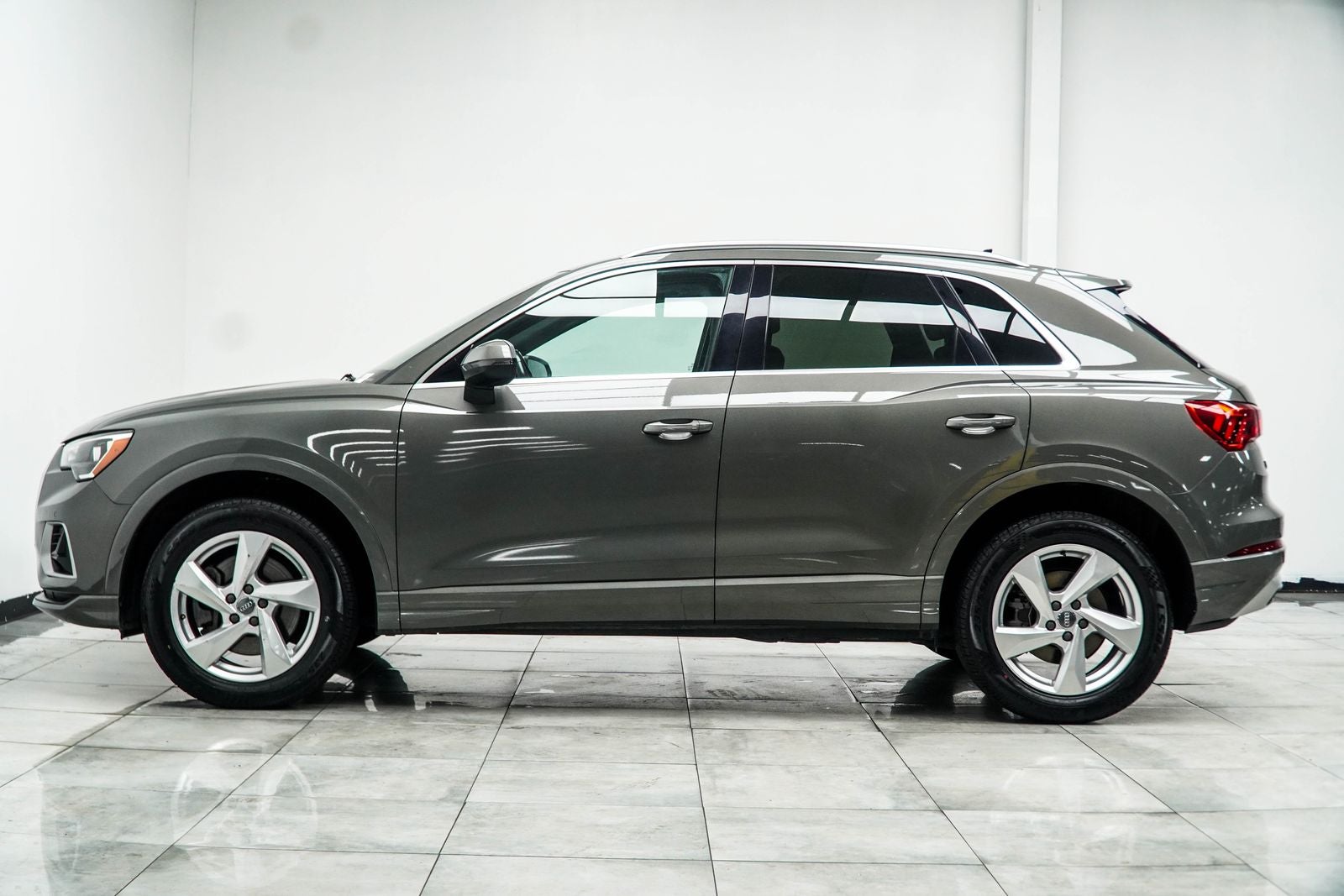 2019 Audi Q3 2.0T Premium quattro