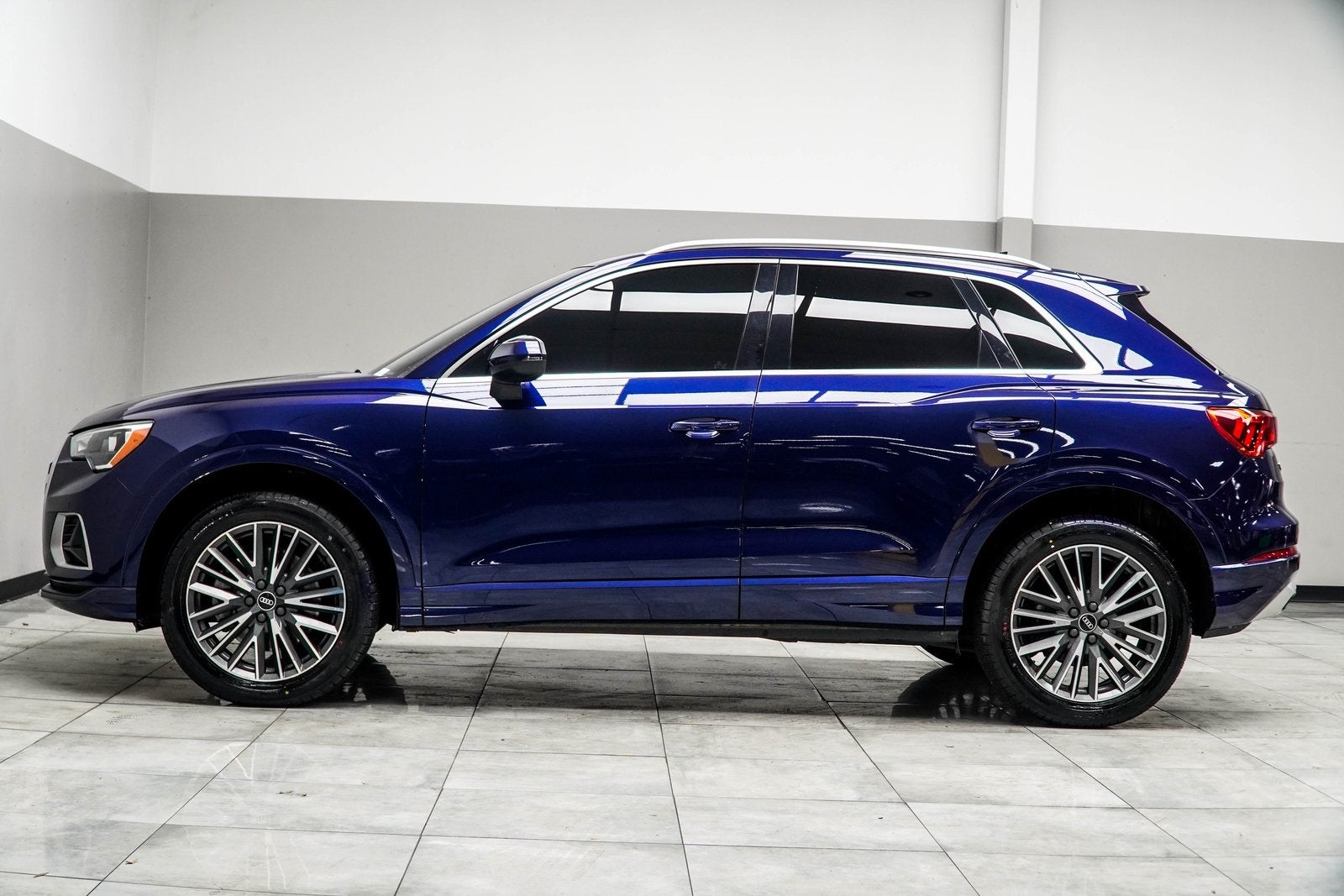 2022 Audi Q3 Premium quattro