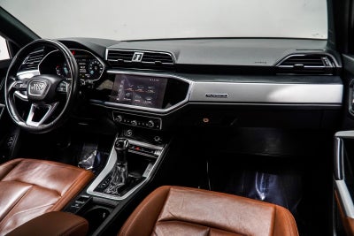 2022 Audi Q3 Premium quattro