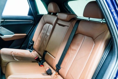 2022 Audi Q3 Premium quattro