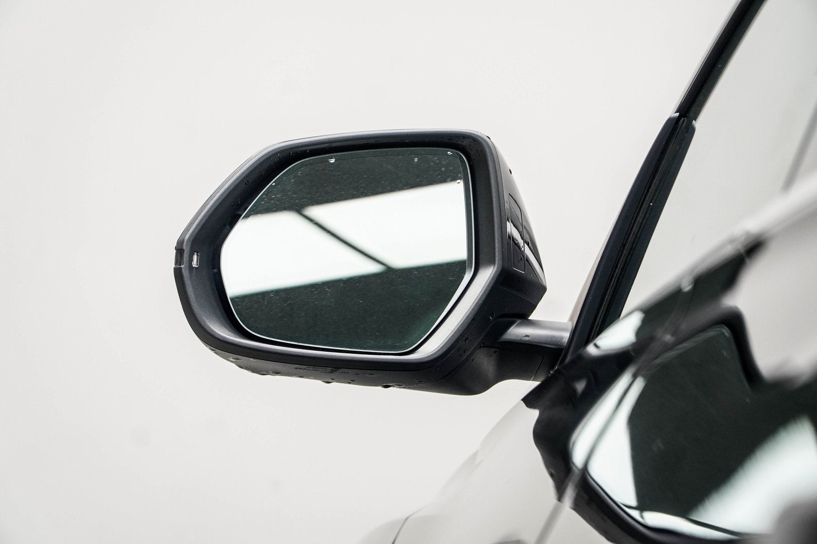 2022 Audi Q8 55 Premium Plus quattro