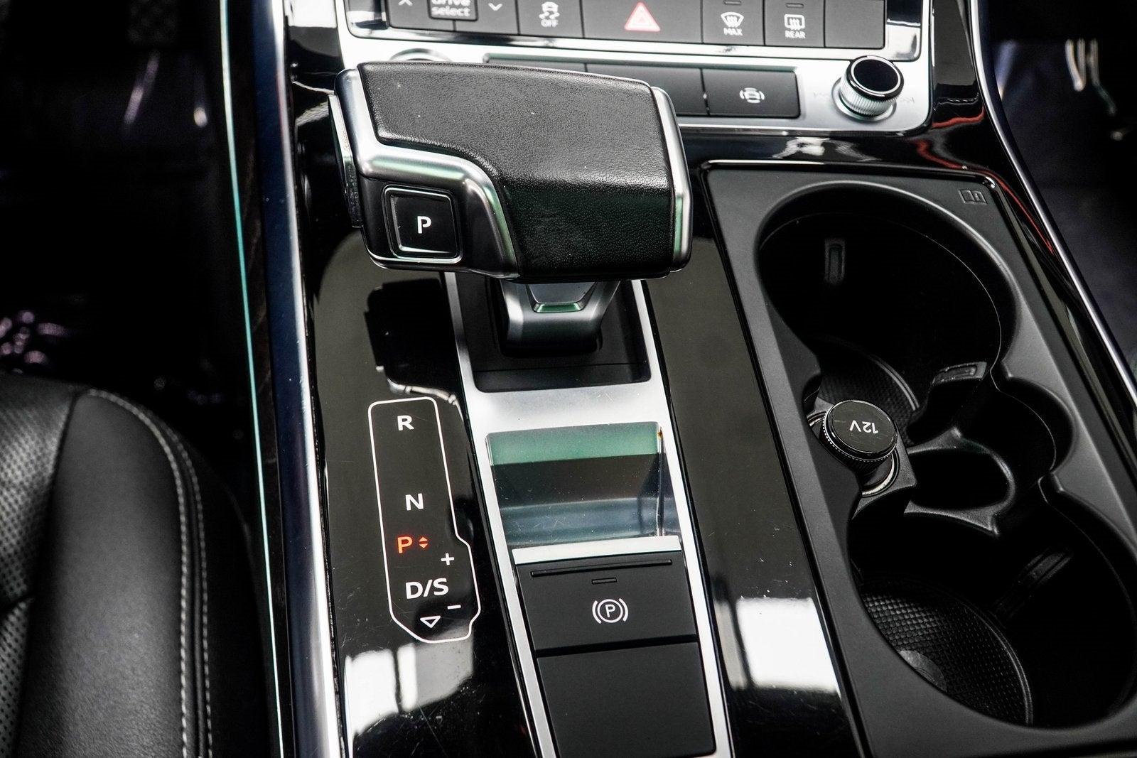 2022 Audi Q8 55 Premium Plus quattro