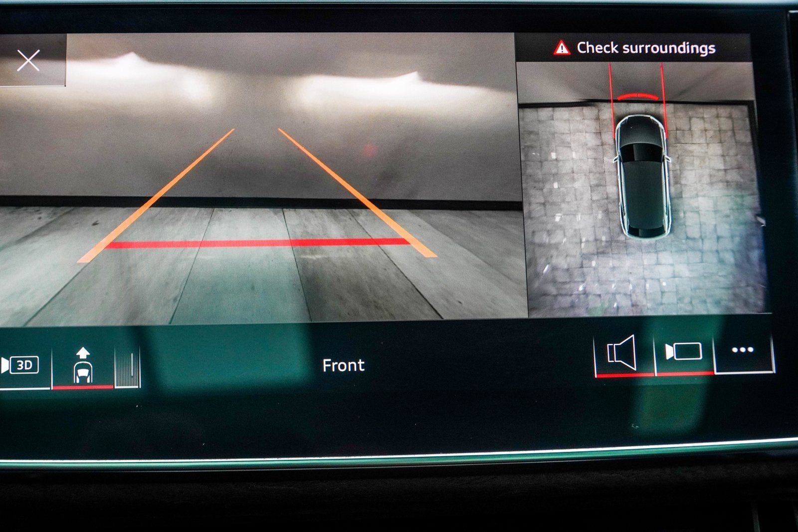 2022 Audi Q8 55 Premium Plus quattro