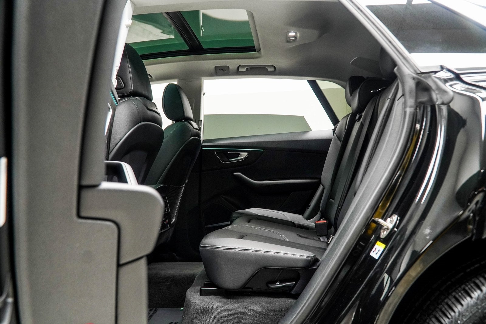 2022 Audi Q8 55 Premium Plus quattro