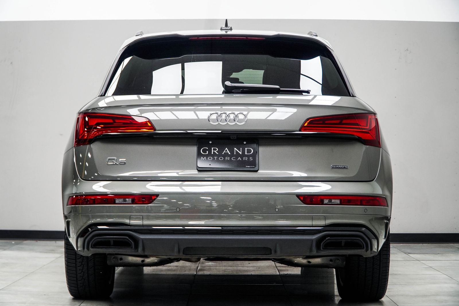 2025 Audi Q5 45 S line Premium quattro