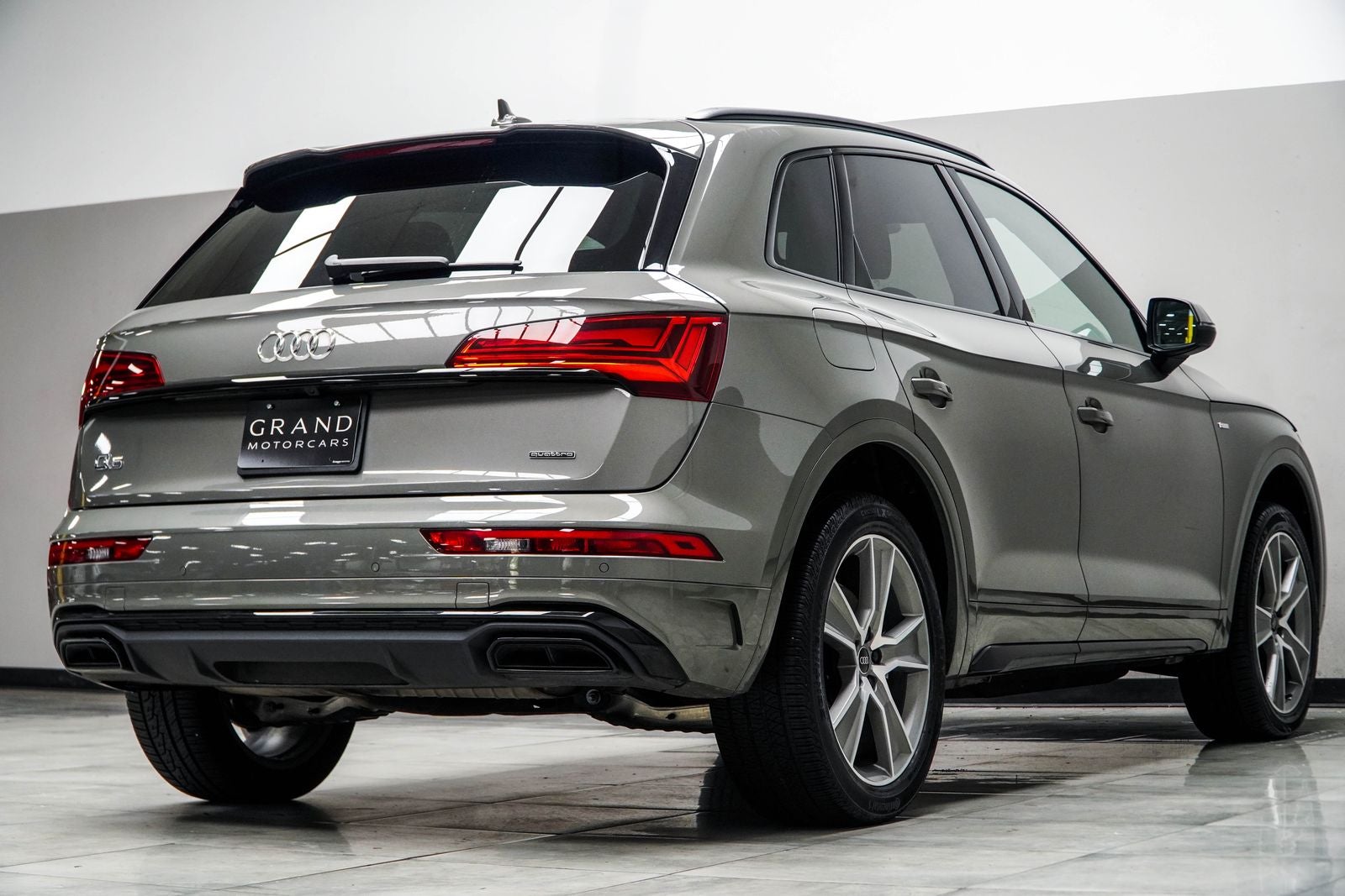 2025 Audi Q5 45 S line Premium quattro