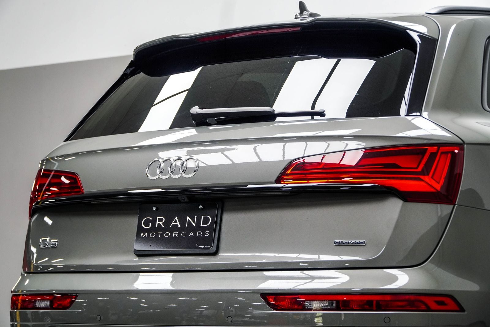 2025 Audi Q5 45 S line Premium quattro