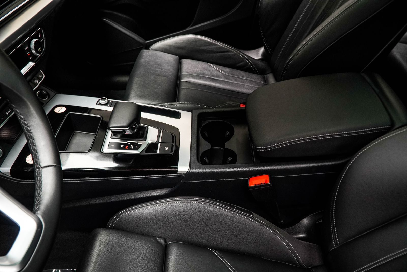 2025 Audi Q5 45 S line Premium quattro