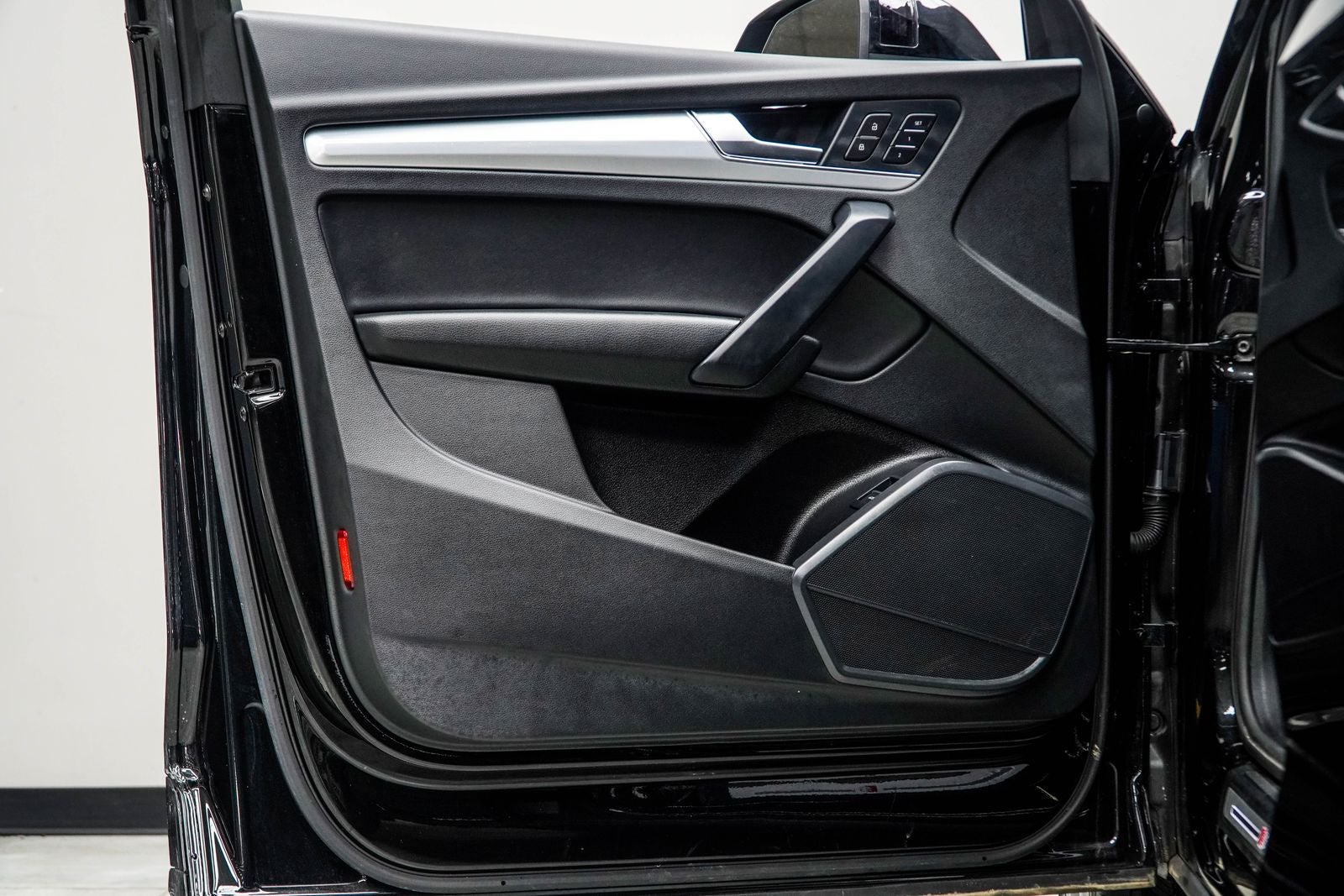 2025 Audi Q5 45 S line Premium quattro