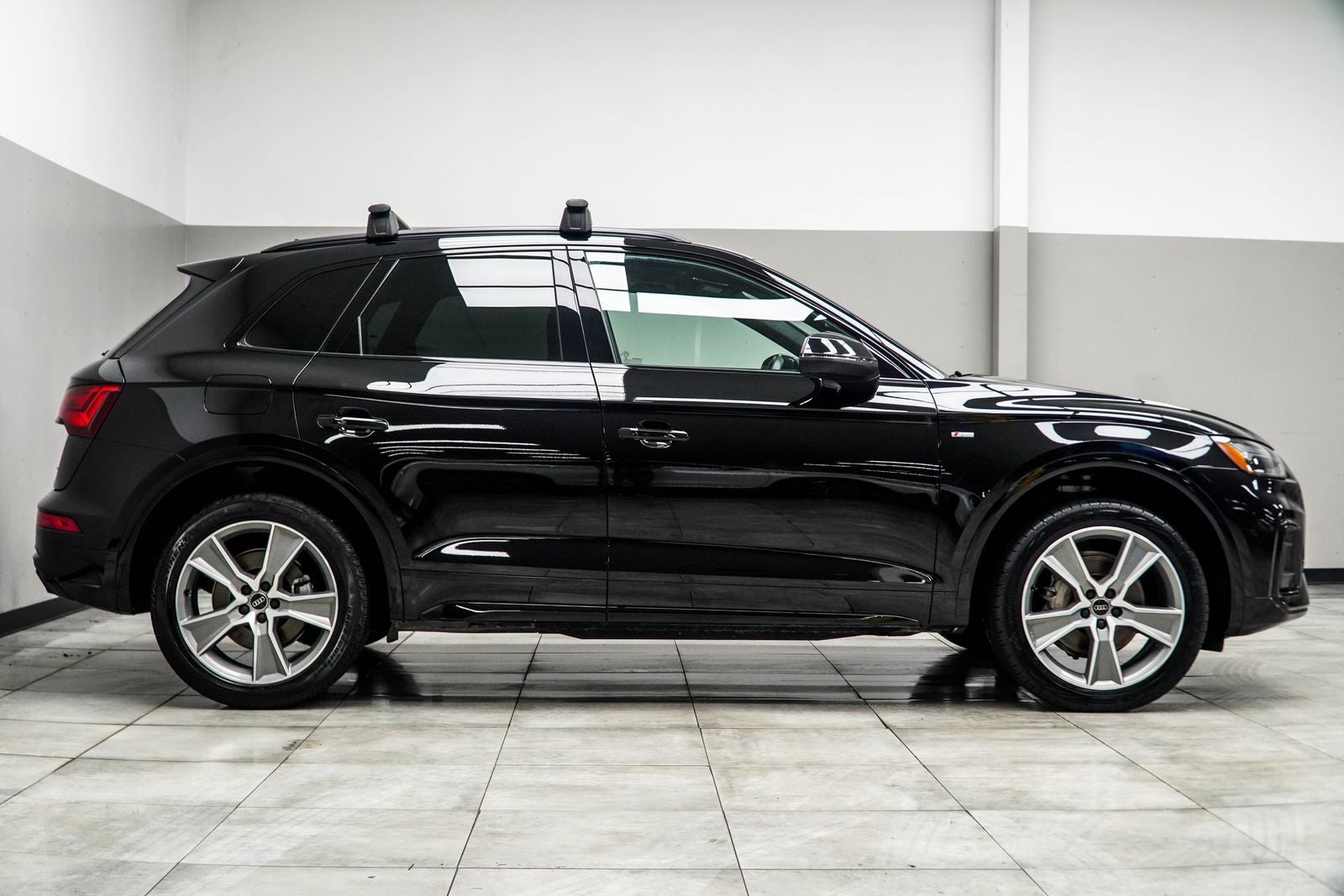 2025 Audi Q5 45 S line Premium quattro