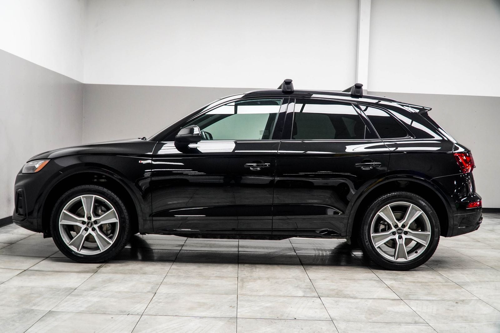 2025 Audi Q5 45 S line Premium quattro
