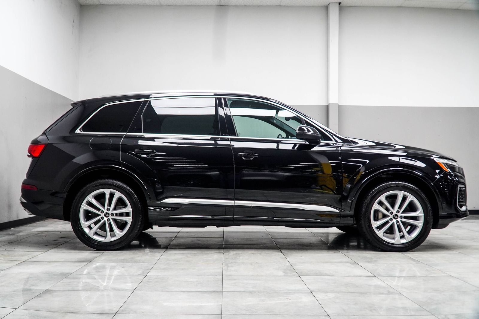 2025 Audi Q7 55 Premium Plus quattro