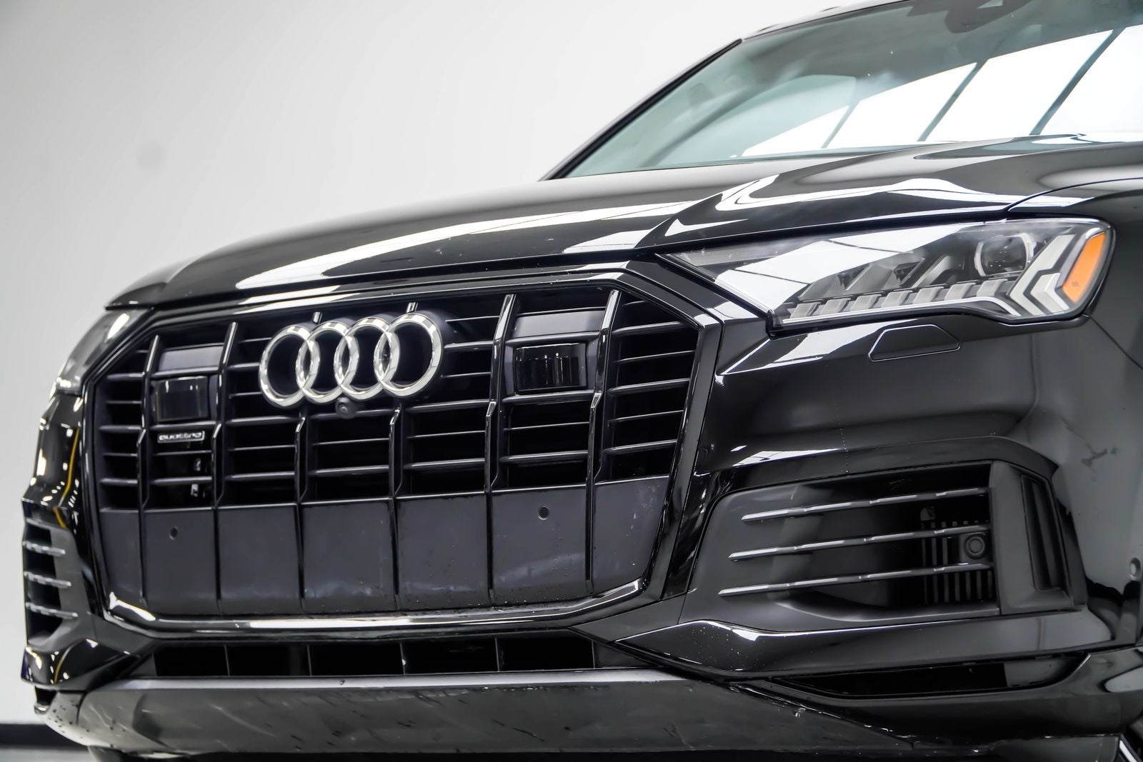 2024 Audi Q7 55 Prestige quattro
