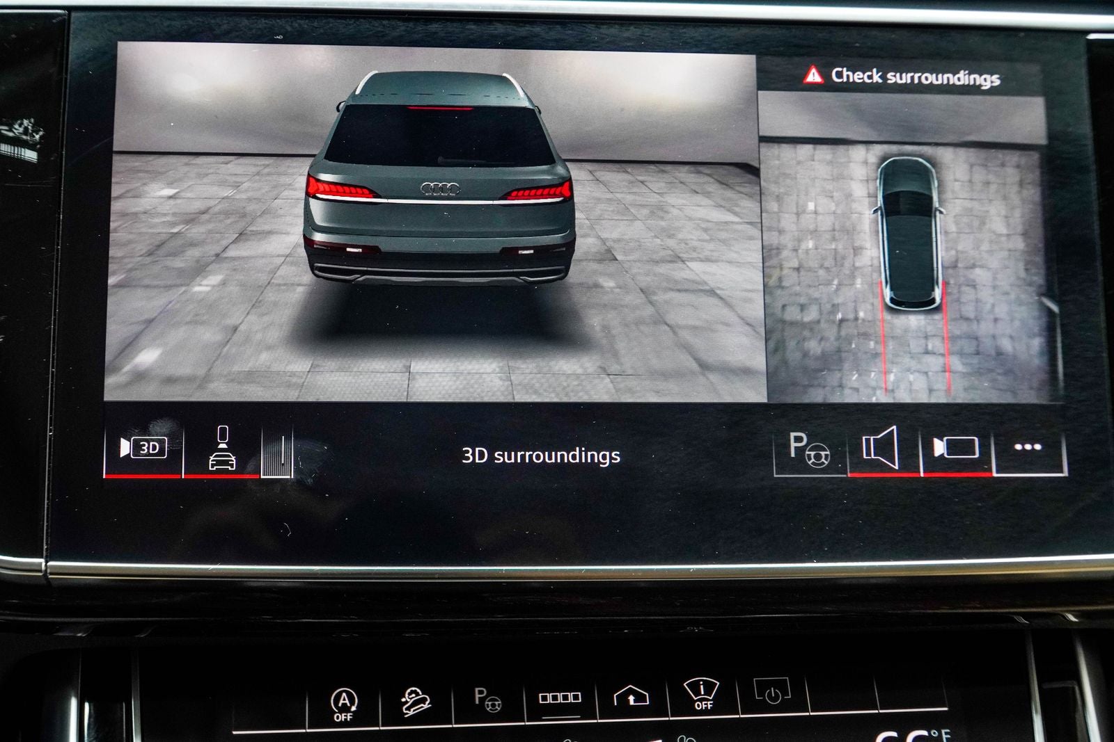 2024 Audi Q7 55 Prestige quattro