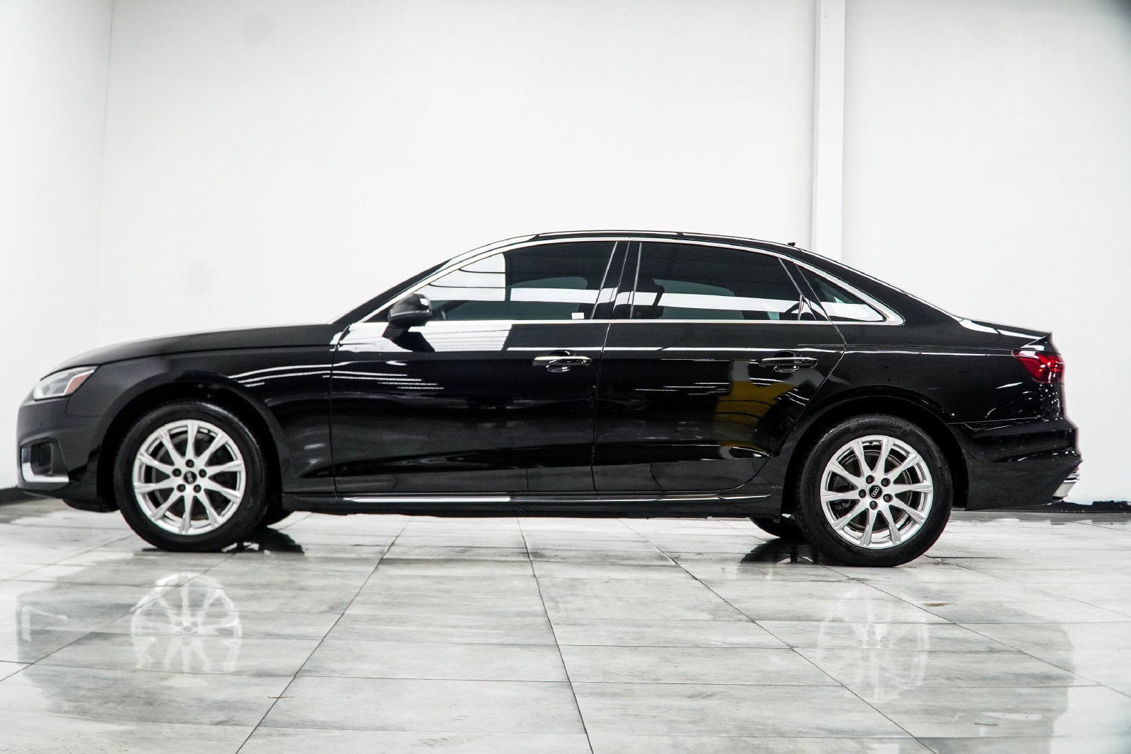 2022 Audi A4 40 Premium quattro