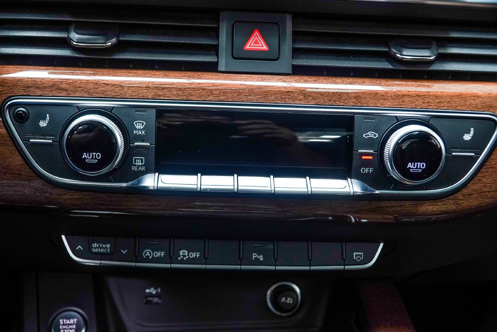 2022 Audi A4 40 Premium quattro