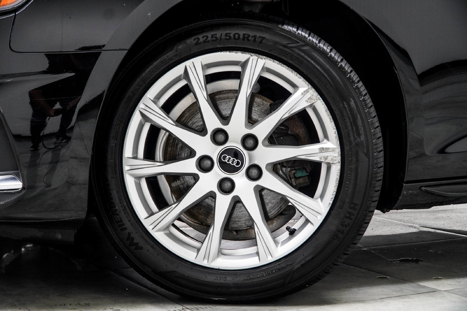 2022 Audi A4 40 Premium quattro