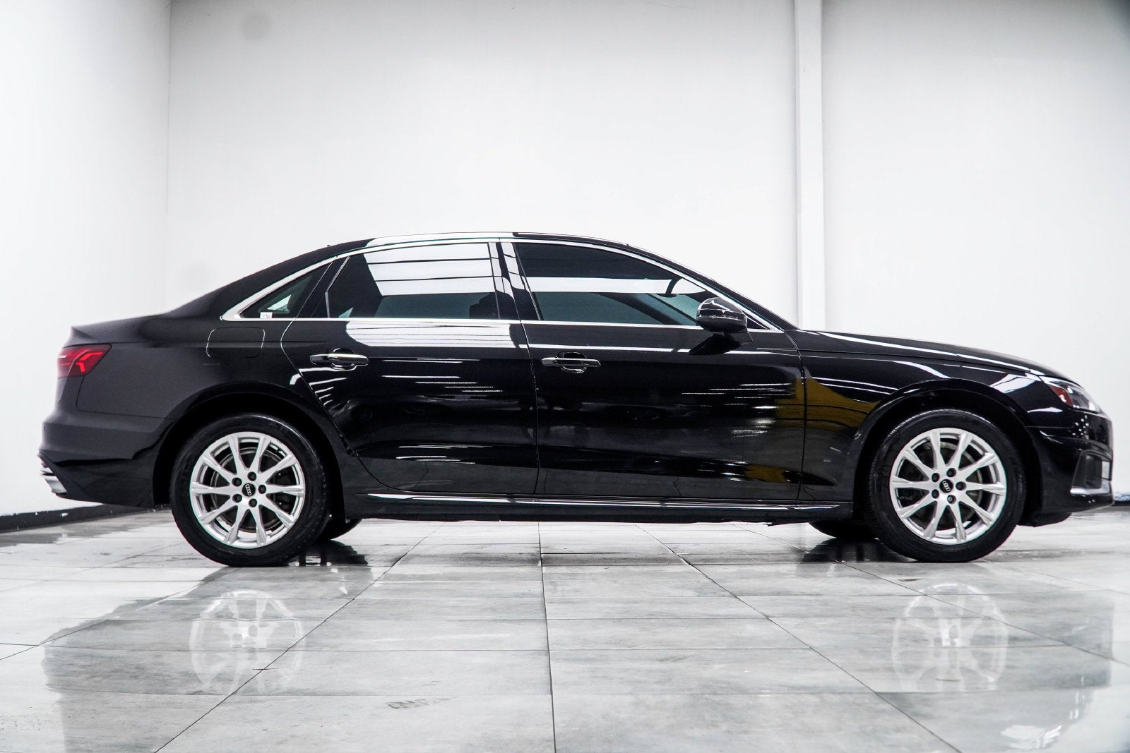 2022 Audi A4 40 Premium quattro