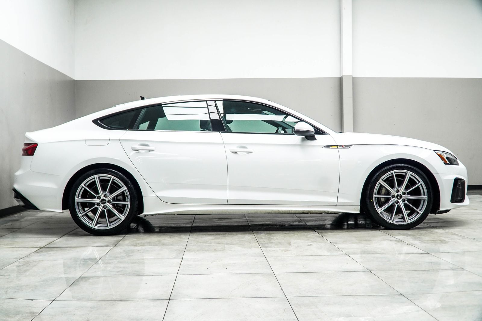 2025 Audi A5 Sportback 45 S line Premium Plus quattro