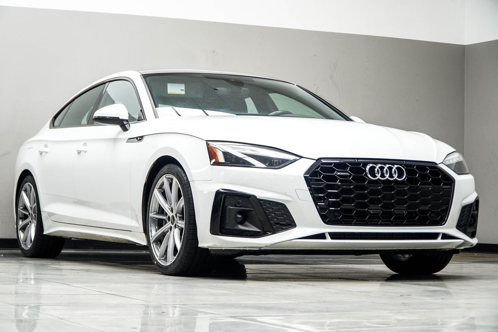2025 Audi A5 Sportback 45 S line Premium Plus quattro