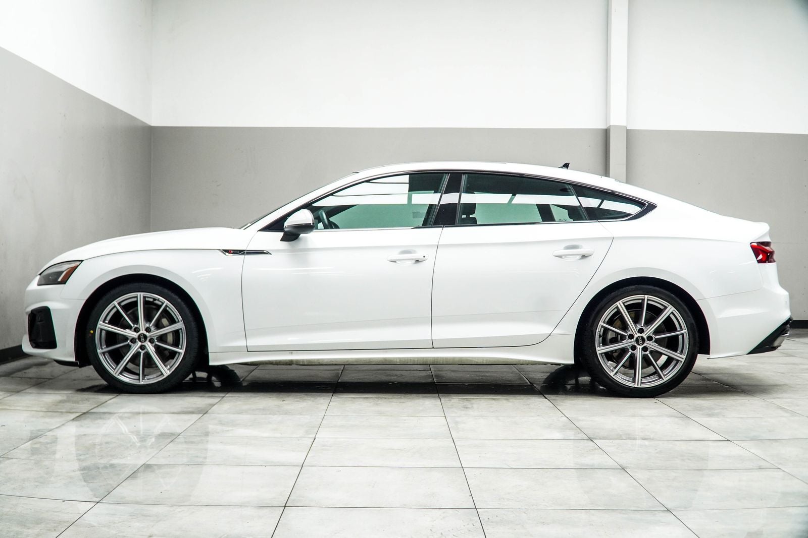 2025 Audi A5 Sportback 45 S line Premium Plus quattro