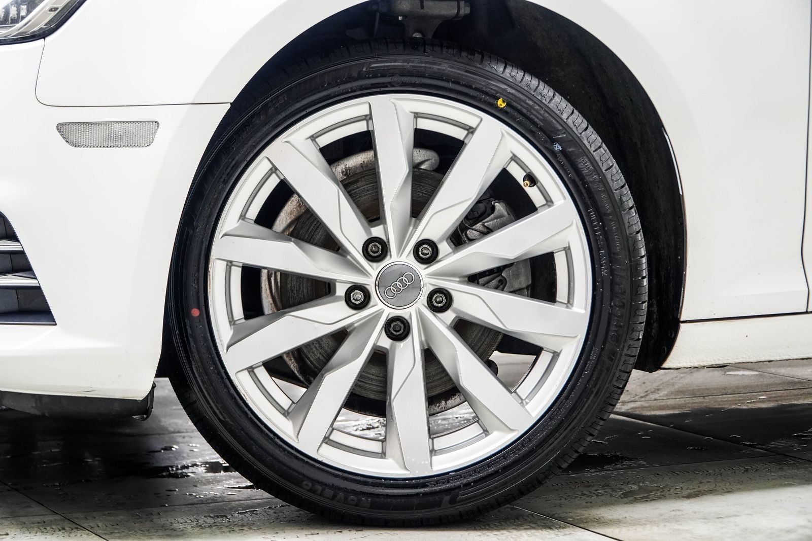 2017 Audi A4 2.0T ultra Premium