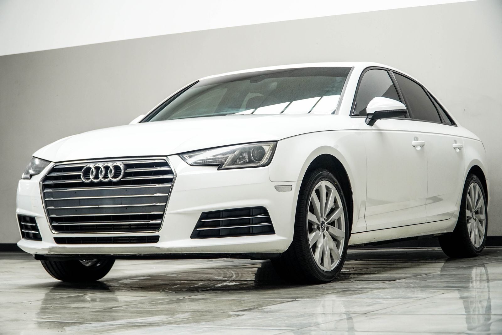 2017 Audi A4 2.0T ultra Premium