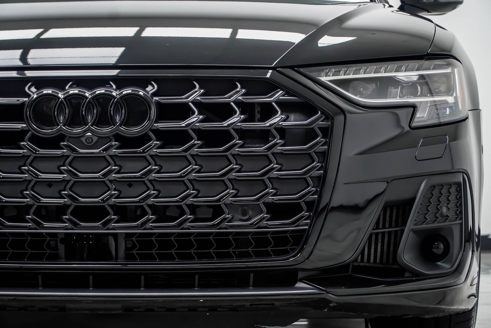 2024 Audi S8 4.0T quattro