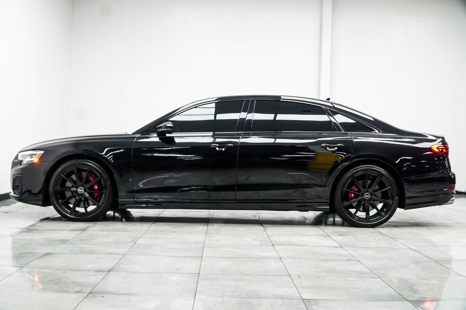 2024 Audi S8 4.0T quattro