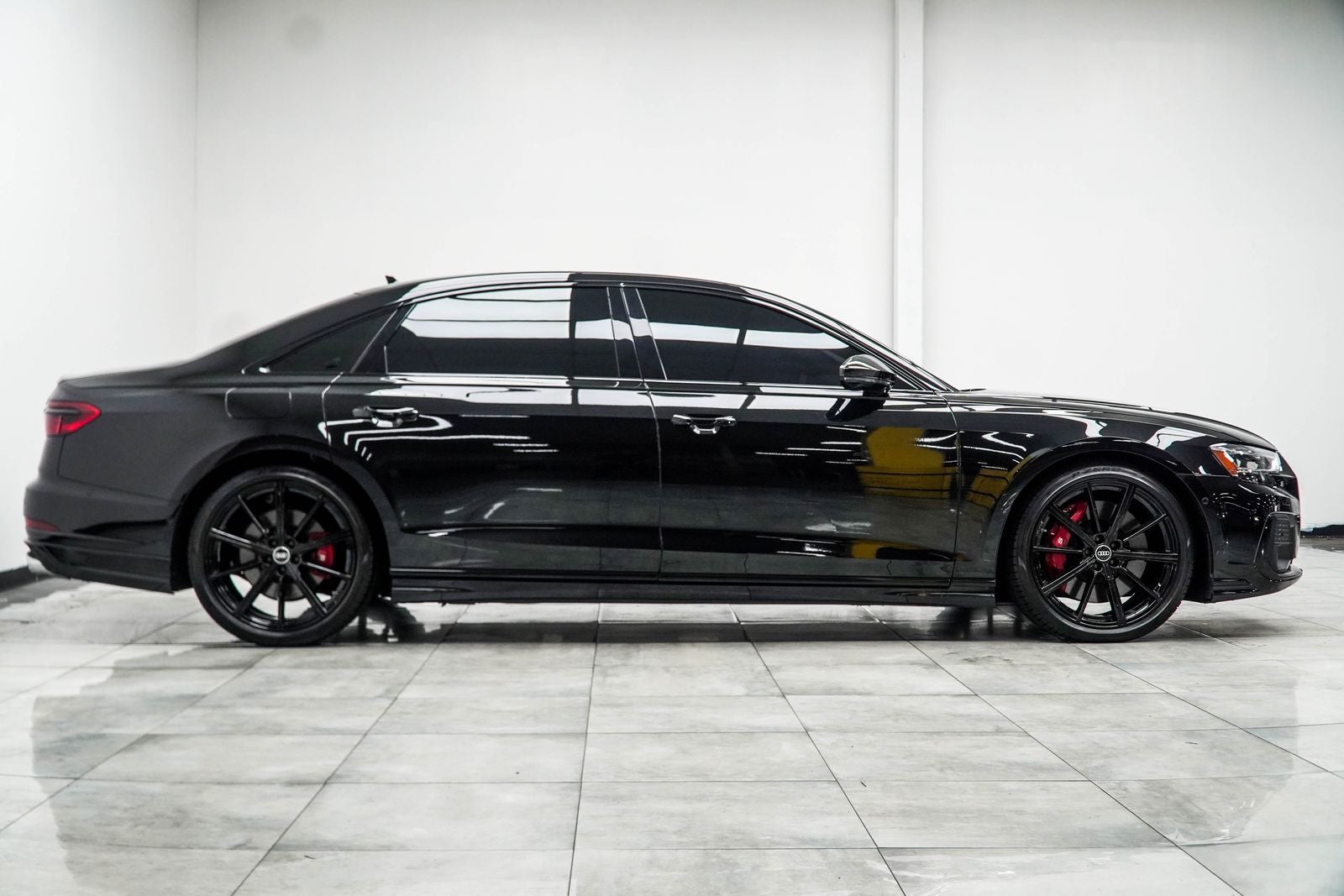 2024 Audi S8 4.0T quattro