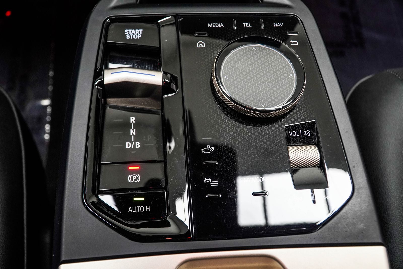2024 BMW iX xDrive50