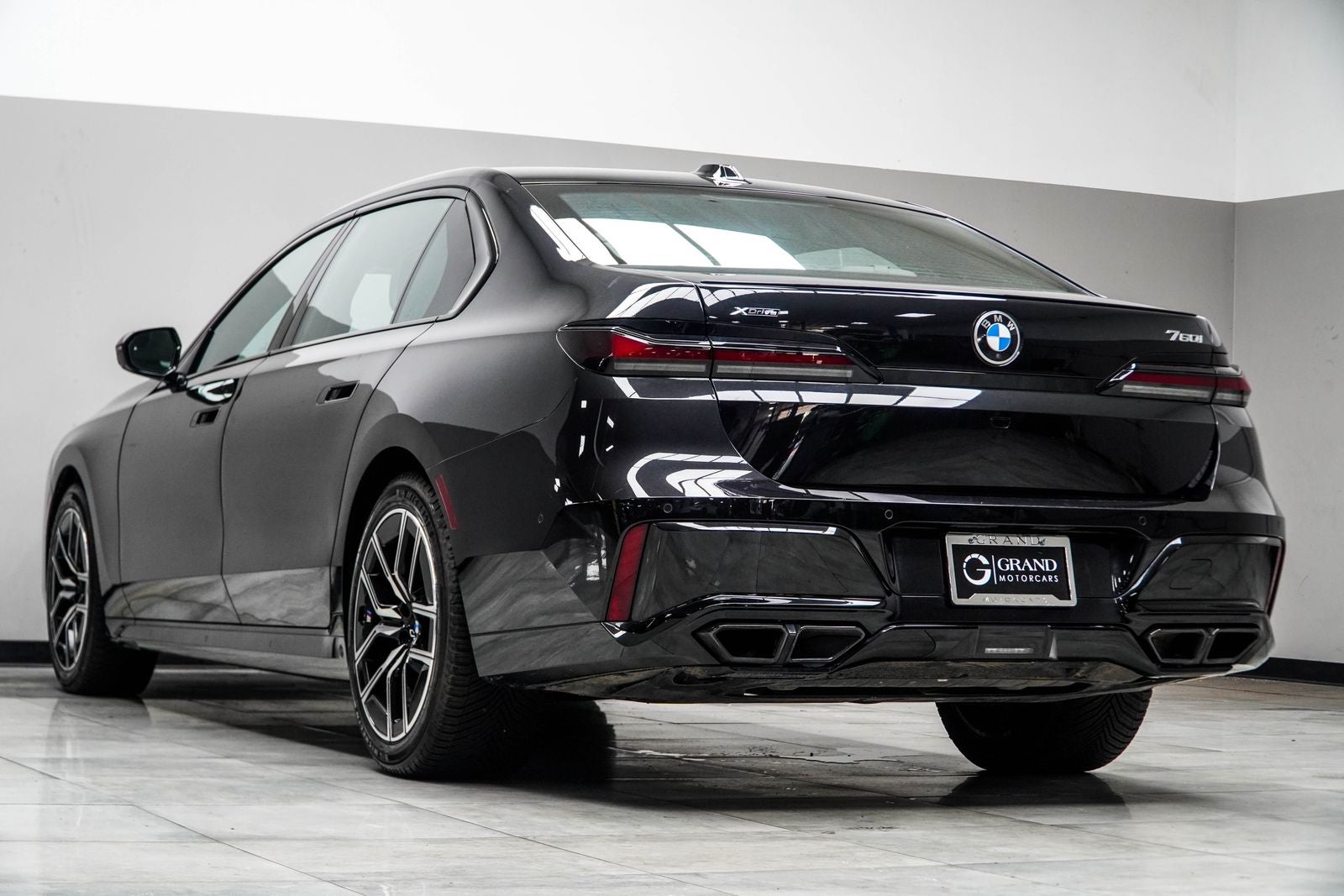 2023 BMW 7 Series 760i xDrive