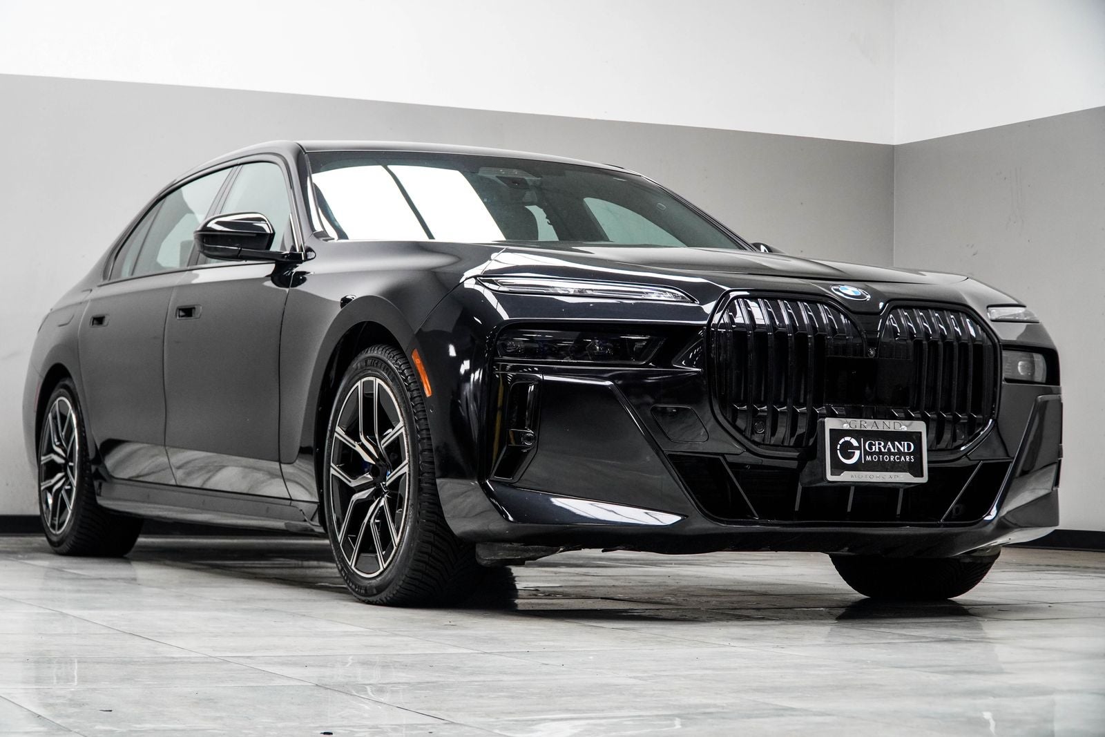 2023 BMW 7 Series 760i xDrive