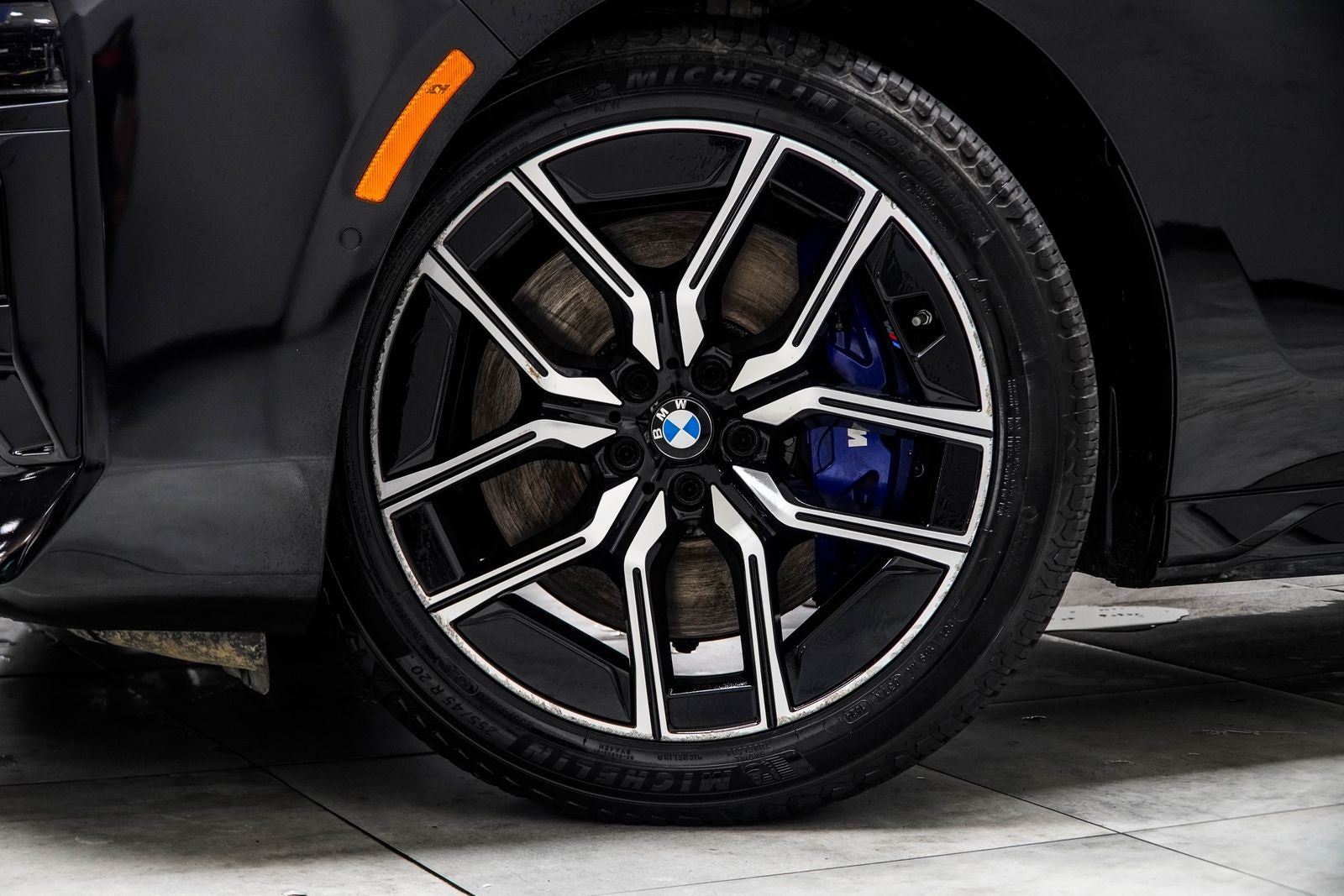2023 BMW 7 Series 760i xDrive