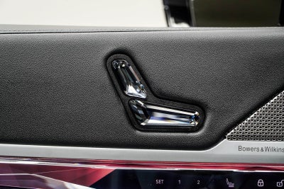 2023 BMW 7 Series 760i xDrive